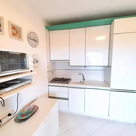 Panoramic 6 Beds In Marinella With Veranda Sea View Apartment *