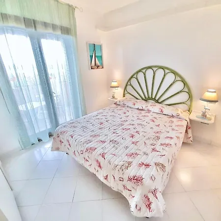 Panoramic 6 Beds In Marinella With Veranda Sea View Golfo Aranci