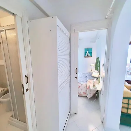 Panoramic 6 Beds In Marinella With Veranda Sea View *